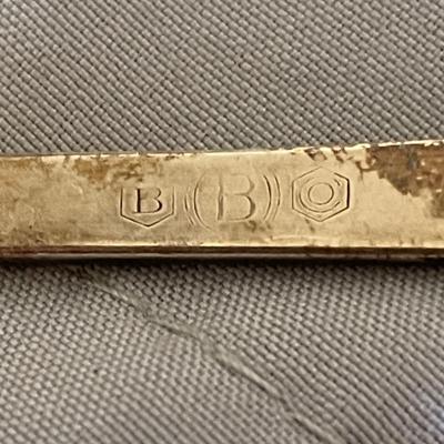 VARIETY OF SILVER PLATED PIECES