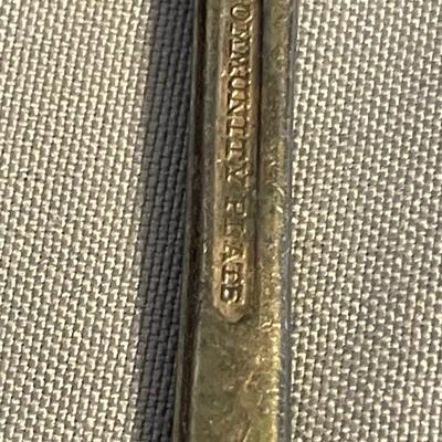 VARIETY OF COMMUNITY PLATE PIECES