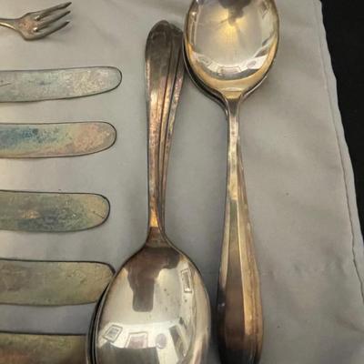 VARIETY OF COMMUNITY PLATE PIECES