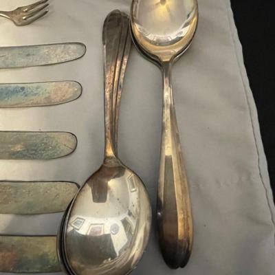 VARIETY OF COMMUNITY PLATE PIECES