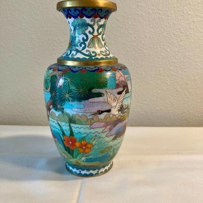 Sale Photo Thumbnail #494: Stunning vase featuring Geese and Flowers