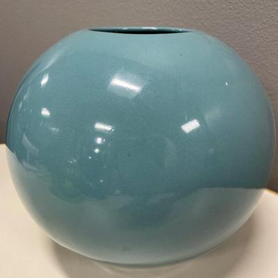 Blue round Royal Haeger vase