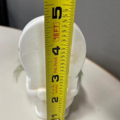 Little stinker figurine