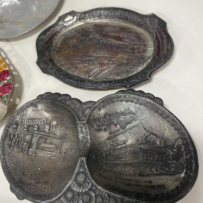 Small vintage ashtrays