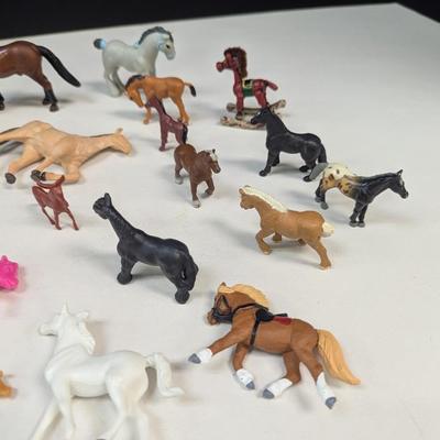 Assortment Of Vintage Horse Figures