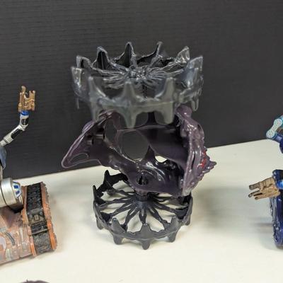 Articulated Figures - Lost In Space Battle Robots