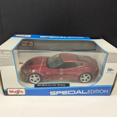 Maisto Special Edition 1:24 2014 Corvette Stingray