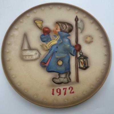 Collection of M.I. Hummel Annual Plates with Boxes – 1971–1979