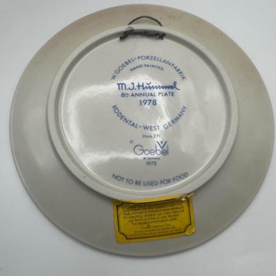 Collection of M.I. Hummel Annual Plates with Boxes – 1971–1979