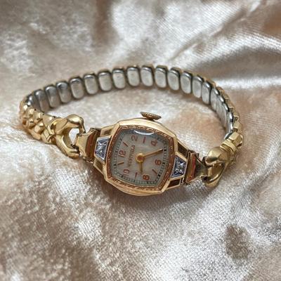 LOT 405: Vintage Swiss Watches - Sheffield, Waltham and Westfield