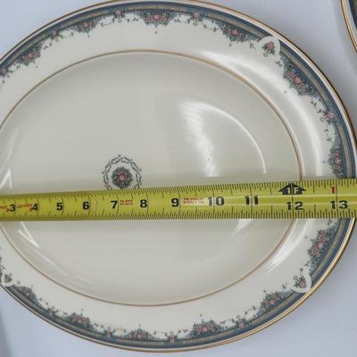 Royal Doulton “Albany” Bone China — 34-Piece Set (1986)