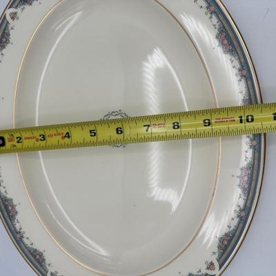 Royal Doulton “Albany” Bone China — 34-Piece Set (1986)