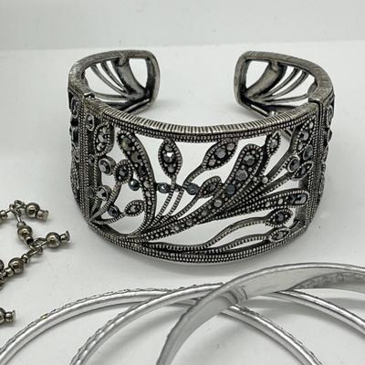 LOT 420: Costume Jewelry Collection - Avon and More!