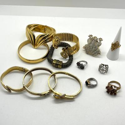 LOT 422: Gold Toned Jewelry Collection Including Awesome Frog Cocktail Ring and more