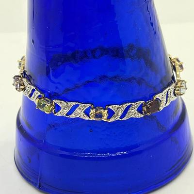 LOT 422: 925 Gold Vermeil and Semi-Precious Gemstone 8" Tennis Bracelet - 8.68 GTW