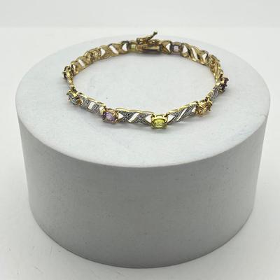LOT 422: 925 Gold Vermeil and Semi-Precious Gemstone 8" Tennis Bracelet - 8.68 GTW