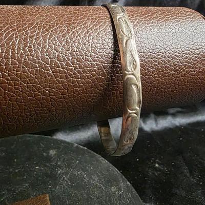 Vintage Sterling Silver Etched Floral Cuff Bracelet - Mexico 925 Open Design