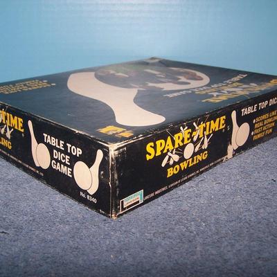 LOT 198 GREAT 1970 SPARE TIME BOWLING GAME
