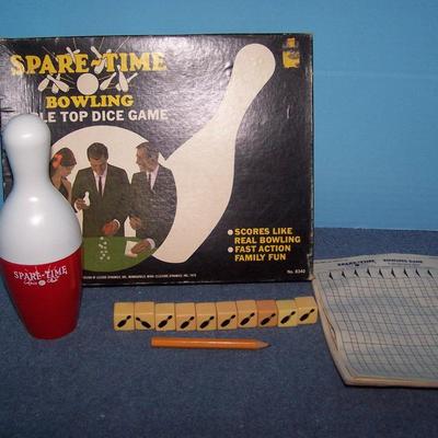 LOT 198 GREAT 1970 SPARE TIME BOWLING GAME