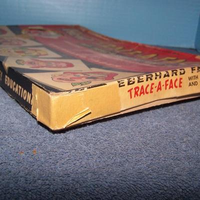 LOT 206 WONDERFUL VINTAGE STENCIL/WEAVING/SEWING KITS