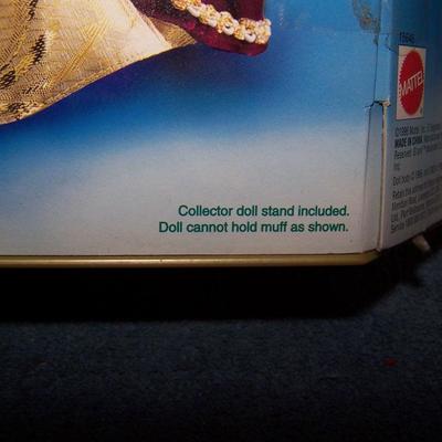 LOT 215 HOLIDAY BARBIE 1996