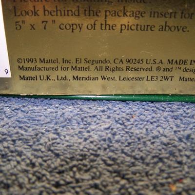 LOT 218 HOLIDAY BARBIE 1993