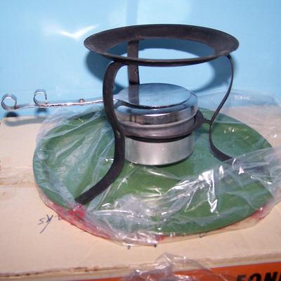 LOT 223 FAB VINTAGE MCM NMIB FONDUE SET + EXTRA FORKS