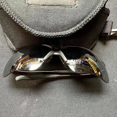 BOLLE SUNGLASSES WITH 4 INTERCHANGABLE LENSES AND CASE