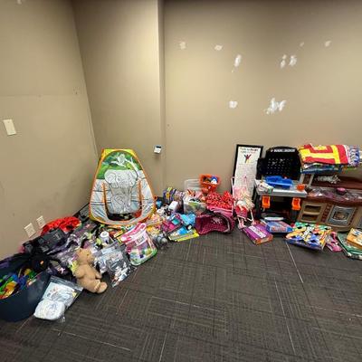 Sale Photo Thumbnail #77