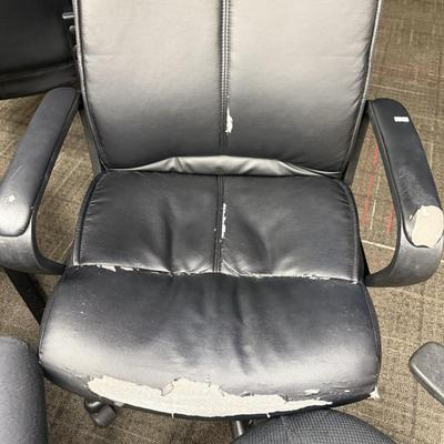 1N3-Poor condition, office chair lot