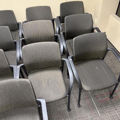1N4-Rolling office chair lot