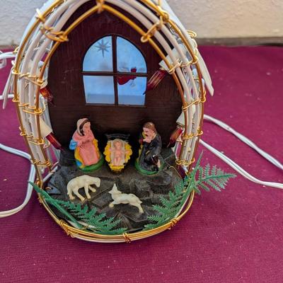 Vintage nativity lamp, two ornaments one with qual etched the other a deer.
