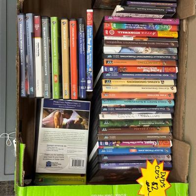 1P4-dvd’s and drawered Organizer