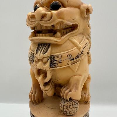 Vintage Chinese Foo Dog Imperial Guardian Resin Figurine Statue