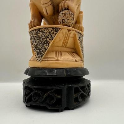 Vintage Chinese Foo Dog Imperial Guardian Resin Figurine Statue