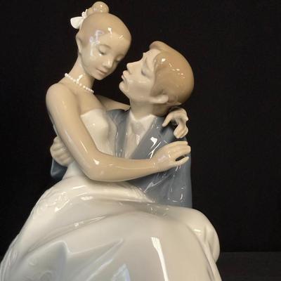 Lladro "The Happiest Day" Couple Figurine