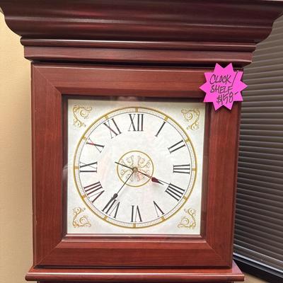 2CLOCK3-Clock shelf and throw pillows