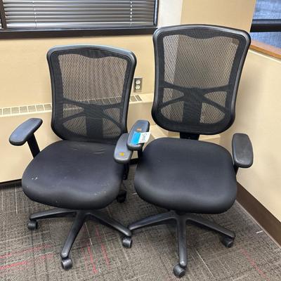 2CLOCK5-Office Chairs