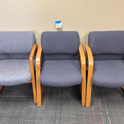 2CLOCK12-three office chairs