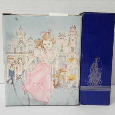 Vintage Avon Victorian Garden & Avon Artemis Perfume Bottles Boxed Lot New Full