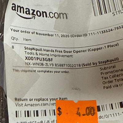 2V2-file cabinet plus surface contents