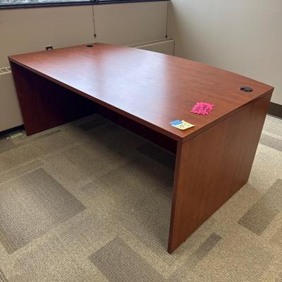 3F2-Desk