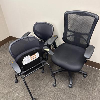 4D2- Office chairs