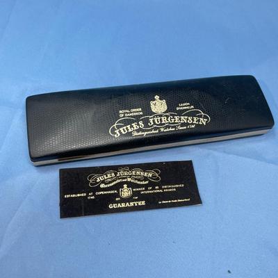 Sale Photo Thumbnail #363: No watch, but a great vintage box w/ manual.