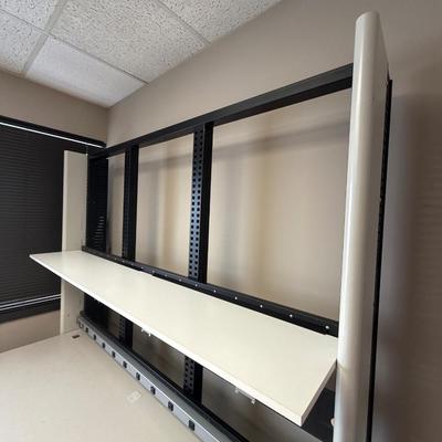 4I1-Electronic/IT Hub