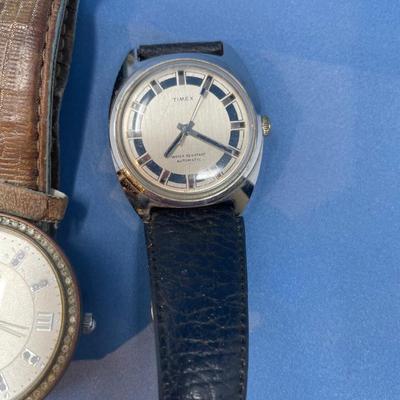 Sale Photo Thumbnail #369: Untested, minor wear.  Probably need batteries.