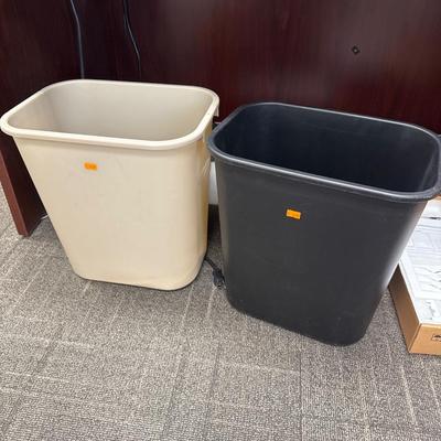 4I2-Desk and Contents