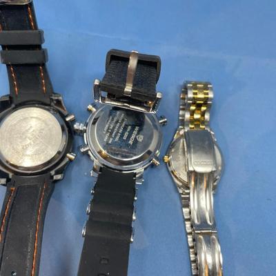 Sale Photo Thumbnail #376: Untested, minor wear.  Probably need batteries.