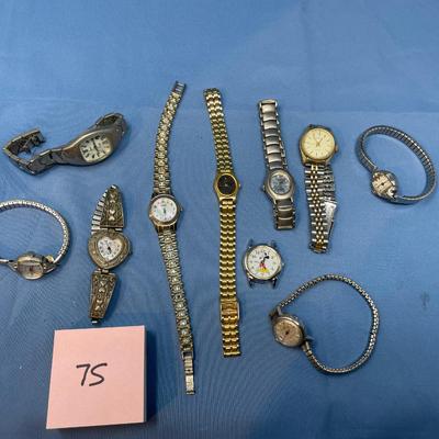 Sale Photo Thumbnail #387: Untested, minor wear.  Probably need batteries.