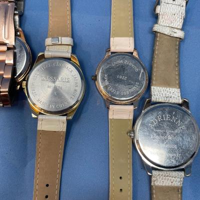 Sale Photo Thumbnail #398: Untested, minor wear.  Probably need batteries.